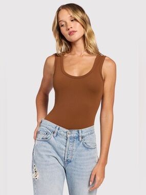 nuuds Seamless Scoopneck Bodysuit, Chocolate
